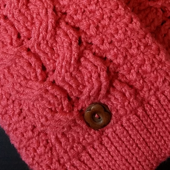 Scarf, Cowl - Picture 2 of 3